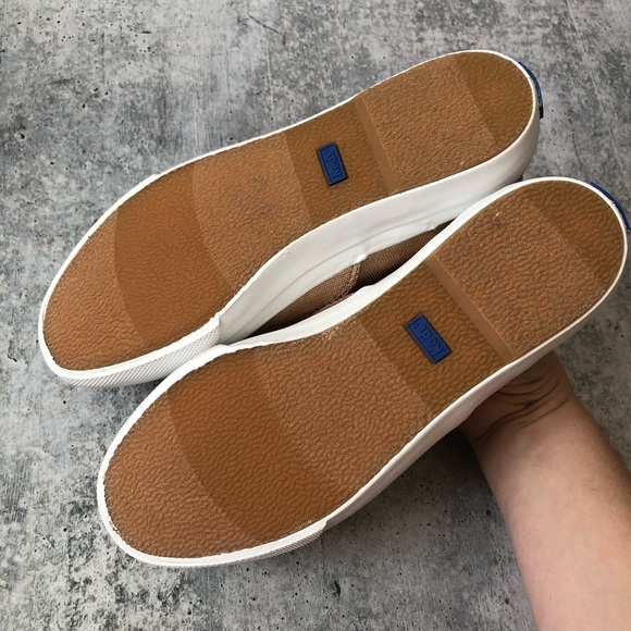 New Keds Rose Gold Leather Sneakers - Picture 6 of 7